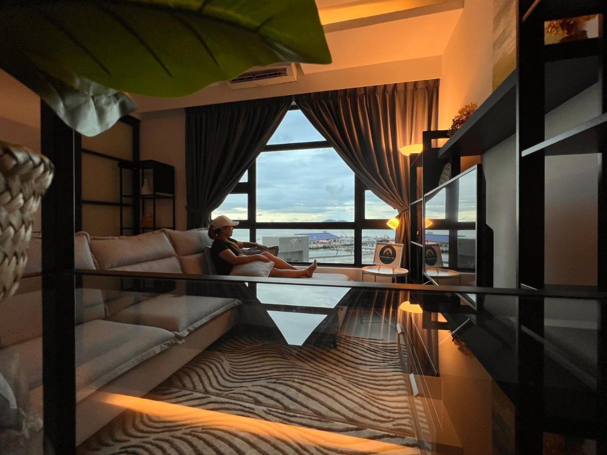 Jesselton Quay Suite By Backyard Kota Kinabalu Buitenkant foto