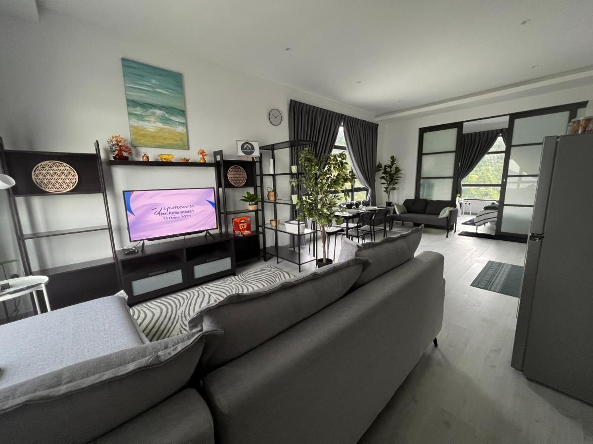Jesselton Quay Suite By Backyard Kota Kinabalu Buitenkant foto